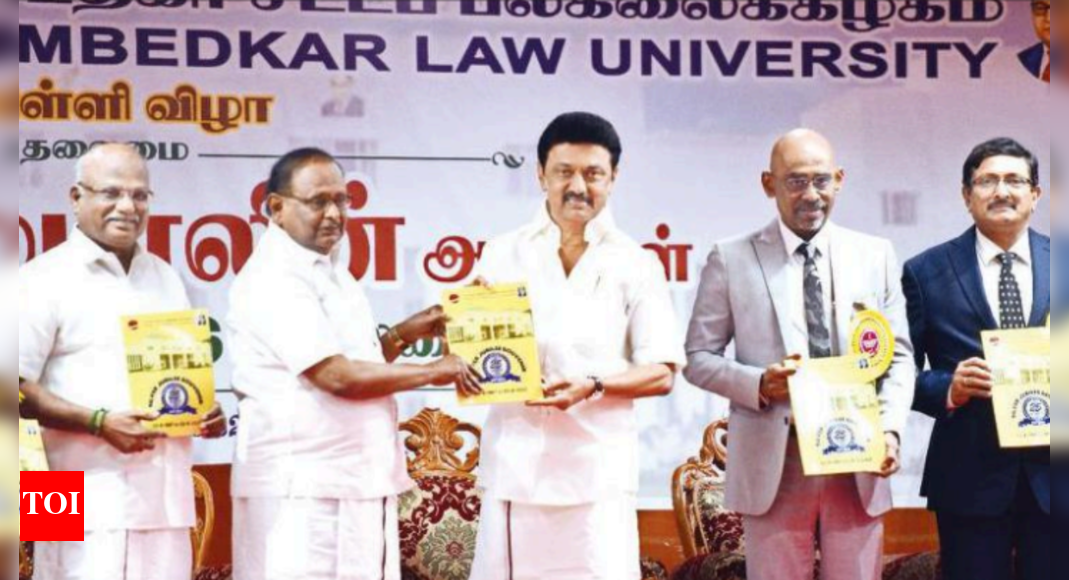 Stalin: Tamil Nadu CM MK Stalin to law students: Use your skills to get ...
