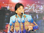 Pictures of comedian Raju Srivastava go viral after he passes away at the age of 58