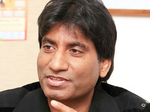 Pictures of comedian Raju Srivastava go viral after he passes away at the age of 58