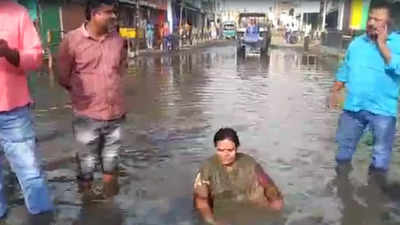 Jharkhand MLA sits in pool of muddy water, protests against 'poor' condition of NH stretch
