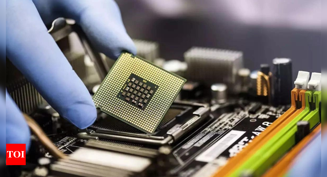 Govt sweetens package on semiconductor amid talks with Taiwan co, Tata – Times of India