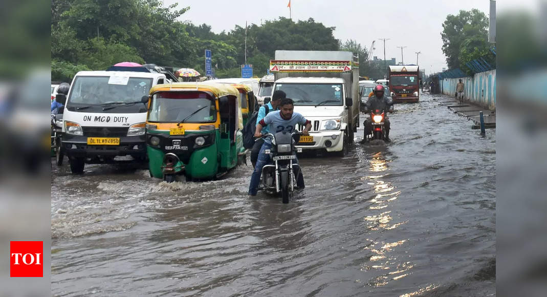 Latest News Updates: Rains drench Delhi-NCR, traffic jams reported in ...