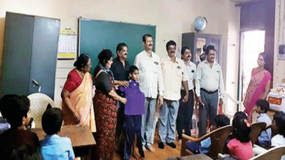 Karnataka: Retired banker couple contributes to improve infrastructure at school