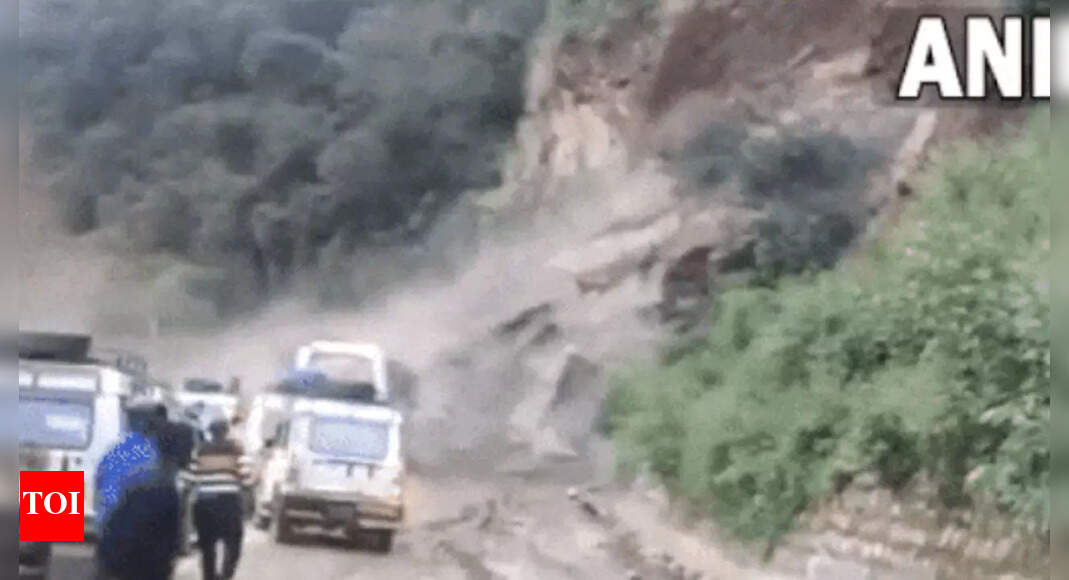 Uttarakhand Debris triggered by landslide blocks NH109 at Rudraprayag