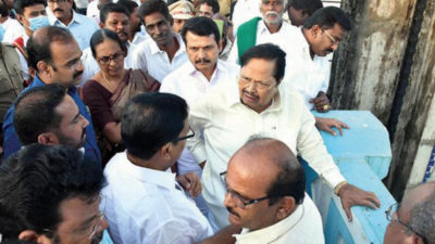 Tamil Nadu: Minister MP Saminathan slams Edappadi K Palaniswami for his comment on drug sales