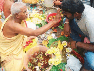 Sarva Pitru Amavasya 2022: Know Date, Puja Muhurat, Rituals and Significance