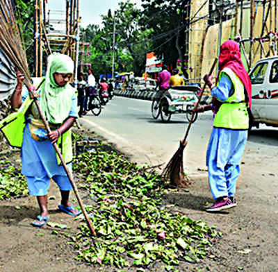 RMC begins cleanliness drive for Durga Puja