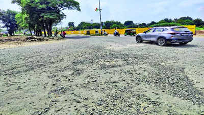 Roads need urgent attention, says Vadodara Municipal Corporation opposition leader
