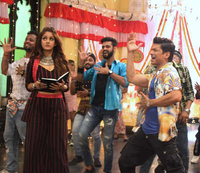 Trina Saha stars in Shaan’s puja song 'Kadam Tolay Ke'