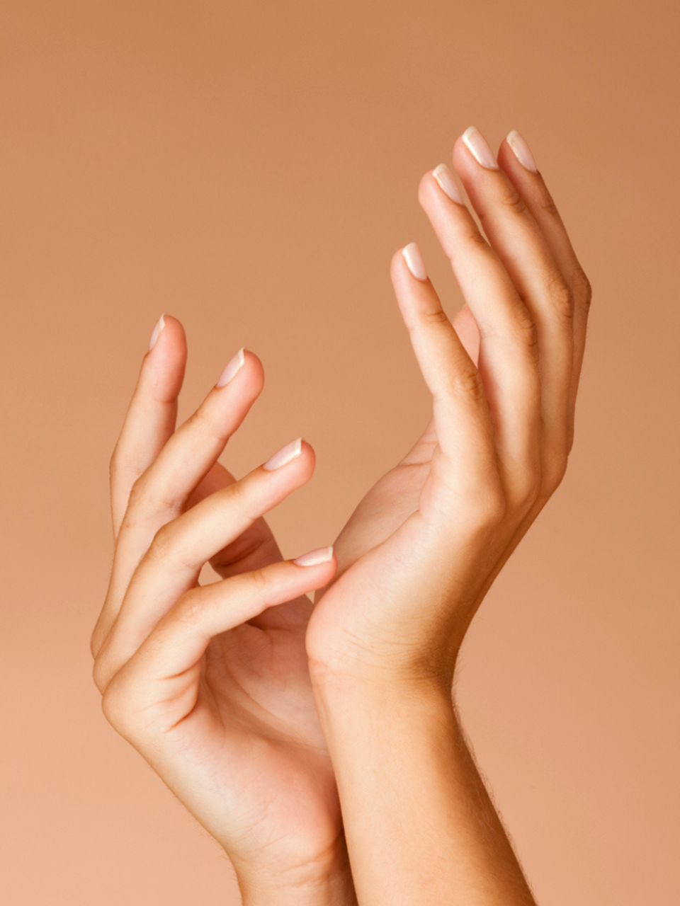 Signs your fingernails urge you to visit a doctor | Times of India