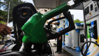 Fuel price cut held hostage by volatile oil, rupee fall and inflation