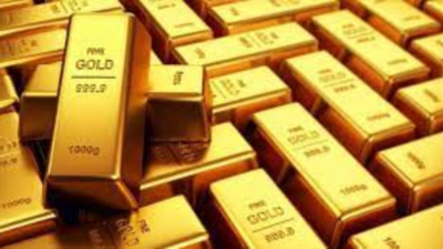 Kolkata: Four arrested with Rs 6.2 crore smuggled gold