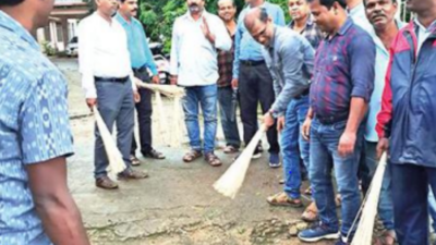 Odisha: Teachers in Nabarangpur sweep education office to protest official's 'misbehaviour'