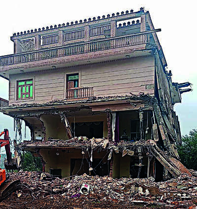 Gangster ‘illegally built’ home in city, razed now