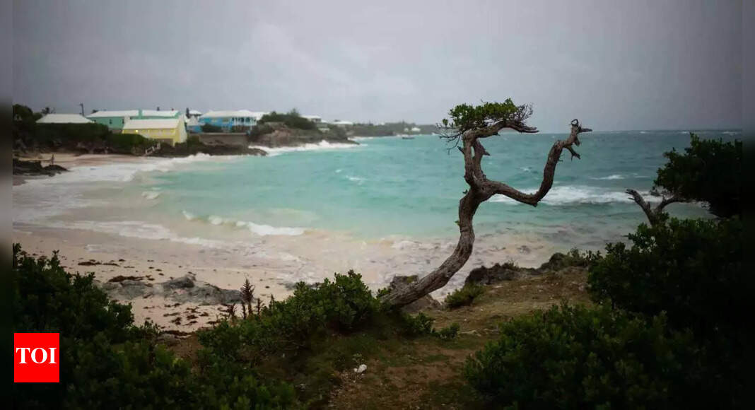 Hurricane Fiona bears down on Canada after brushing Bermuda – Times of India