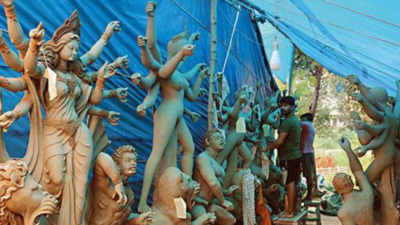 Ranchi: After suffering losses for two years, idol makers see no respite this Durga Puja, too