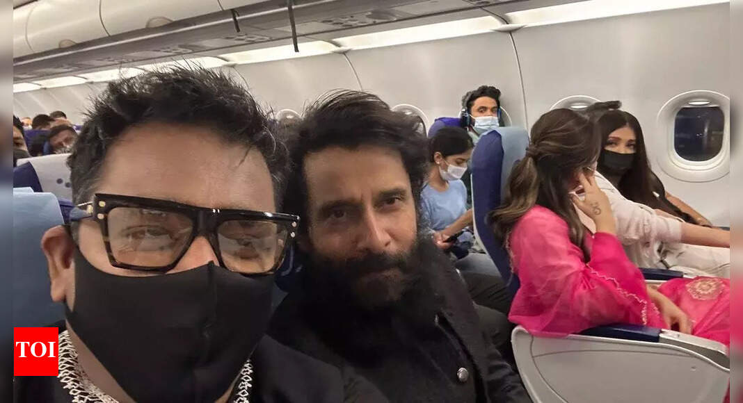AR Rahman, Aishwarya Rai, Vikram fly economy class for 'Ponniyin Selvan ...