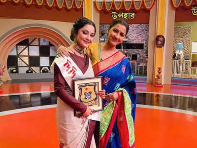 Actress Tumpa Ghosh has a blast with Didi No.1 host Rachna Banerjee