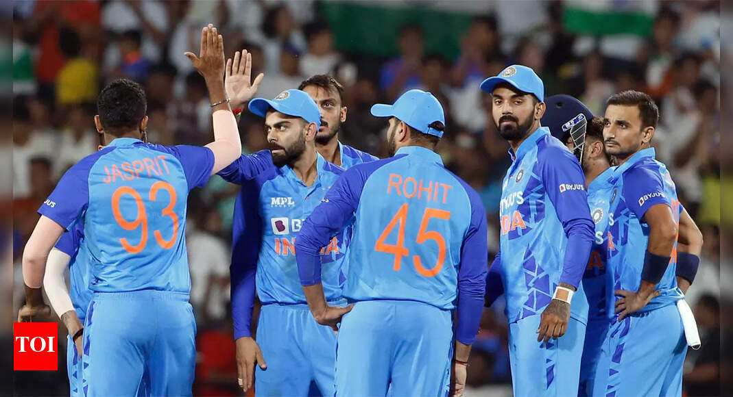 3rd T20I: India, Australia look to address death-overs bowling