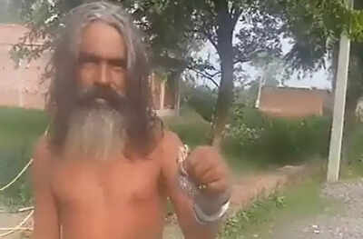 Uttar Pradesh: Sadhu posing for reel-makers bitten by snake, dies