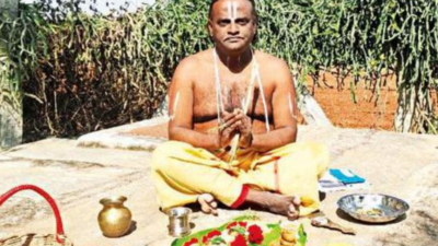 Peeved by Karnataka government office delays, priest performs puja to 'dead' server