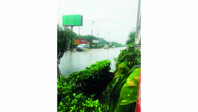 Heavy rain, waterlogging hit life