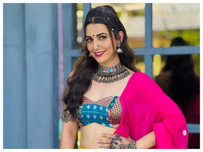 Actress Esha Kansara gives out major Navratri vibes with latest pictures in ethnic wear