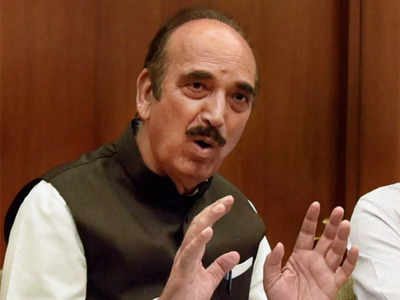 Ghulam Nabi Azad reaches Jammu; likely to launch his party next week