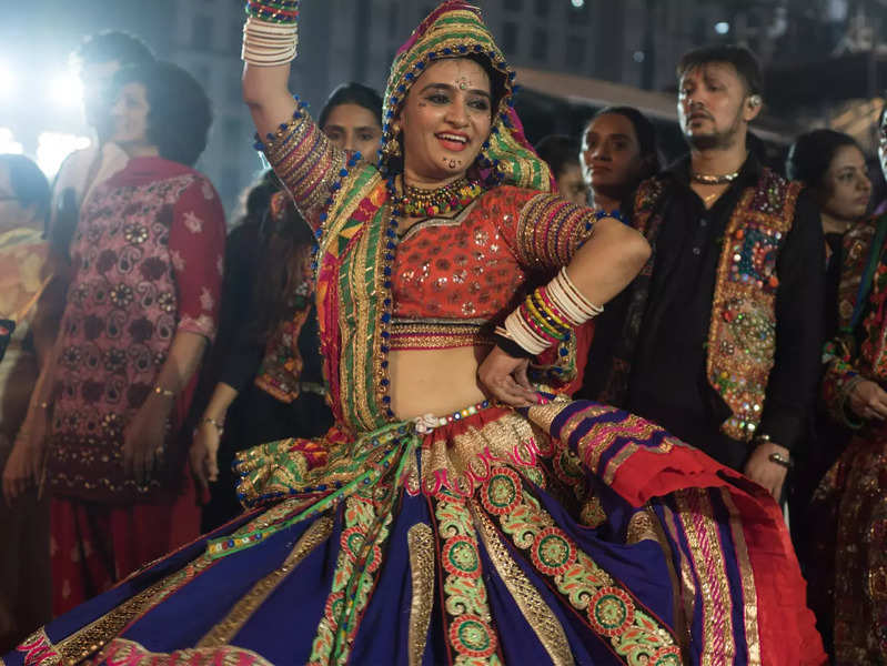 ‘Haalo, haalo!’ Performers look forward to garba revelry on the ground after two years