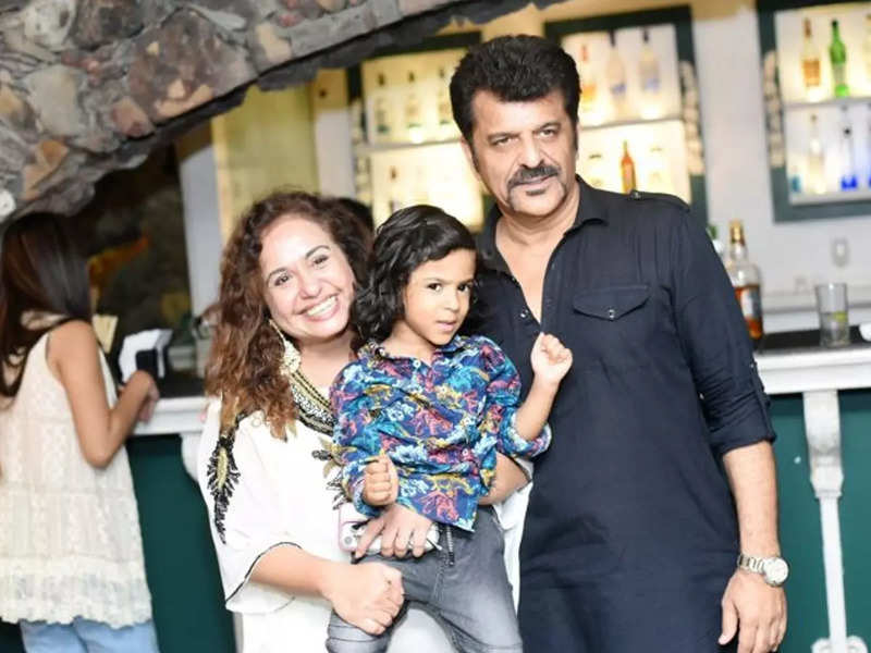 In Pics! Rajesh Khattar celebrates birthday with family and friends