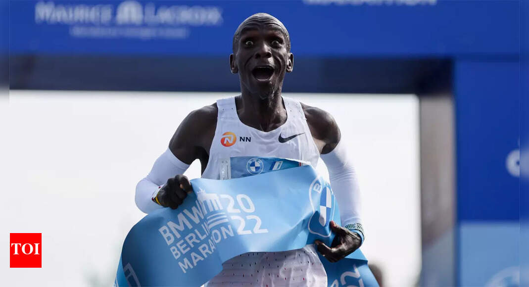 'One rabbit at a time', says marathon magician Eliud Kipchoge after ...