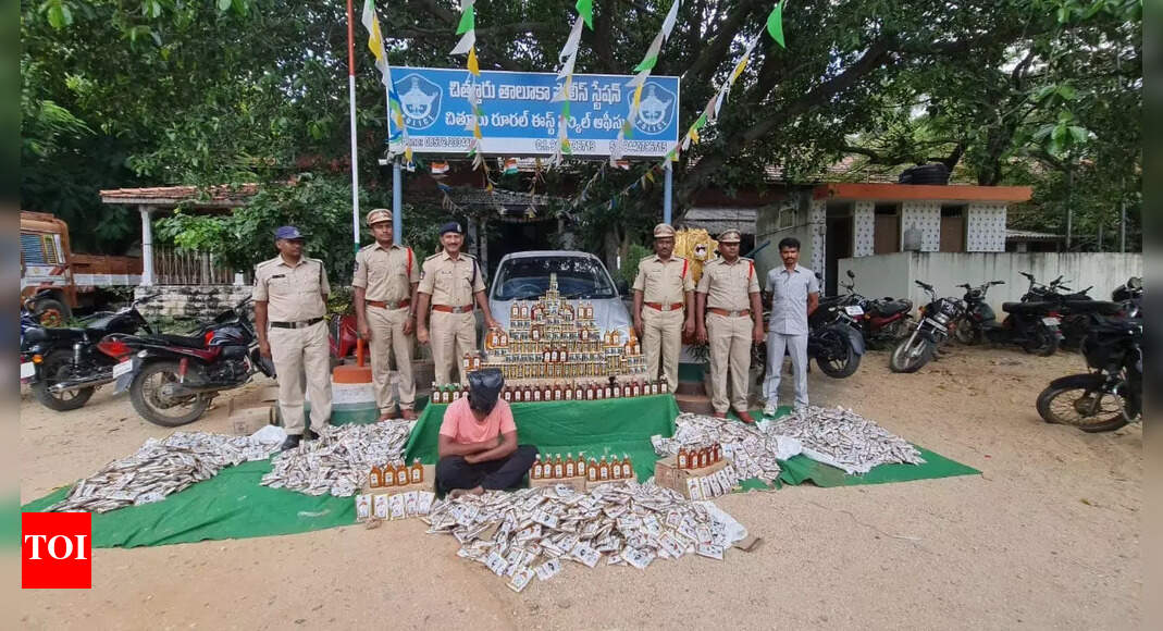 Andhra Pradesh 4,000 liquor bottles smuggled from Karnataka seized in