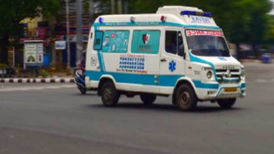 Karnataka: Technical glitch hits ambulance operations, 60-year-old woman dies