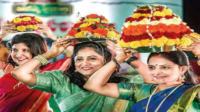 Telangana: Paddy named after Bathukamma in full bloom in other states