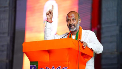 Telangana: Congress slams Bandi Sanjay's 'visha yatra'