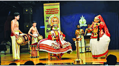 Debut Kathakali performance of girl students creates history