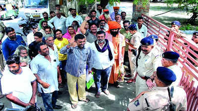 Panjrapol trustees stage protest in Rajkot