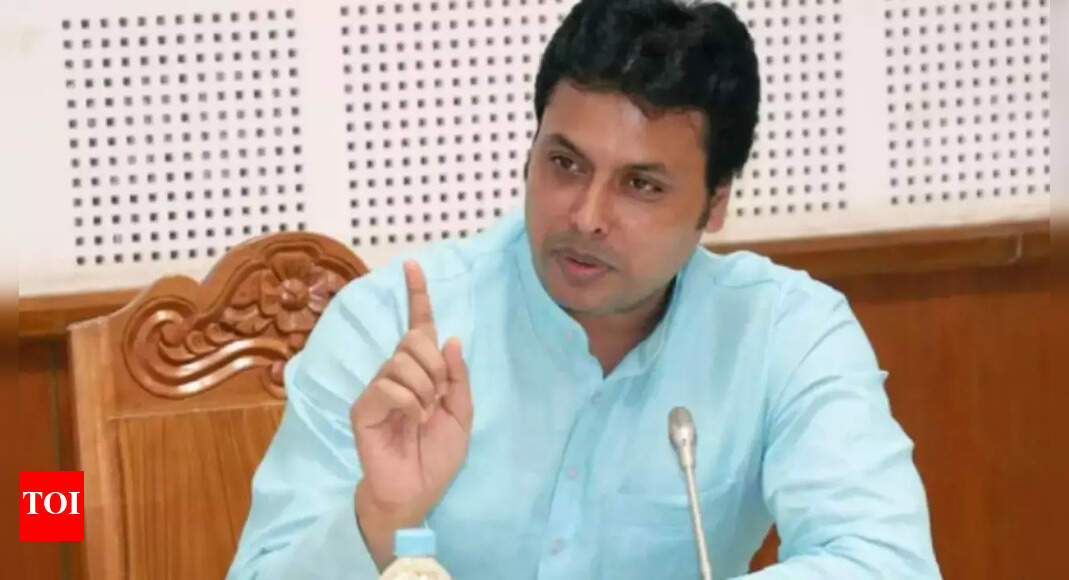 Former Tripura CM Biplab Kumar Deb ends first house tenure on emotional ...