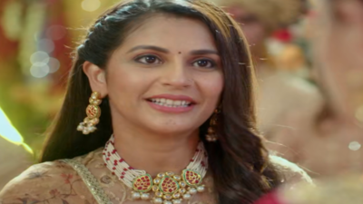 Imlie update, September 27: Imlie gets praised for helping Parul - The ...