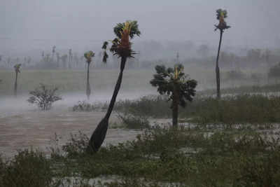 US President Biden assures Florida mayors of federal help as Hurricane Ian nears