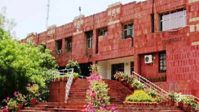 Delhi: Jawaharlal Nehru University Students’ Union delegation meets official over delay in PhD admissions