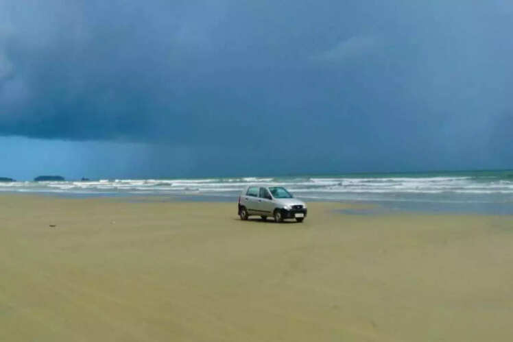 Muzhappilangad Beach, Kannur