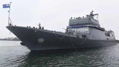 Two Korean naval ships arrive at Chennai port