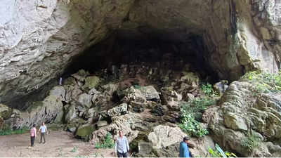 Andhra Pradesh govt proposes cave resorts near Borra caves