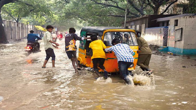 Heavy rain lashes Chennai, more in offing