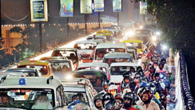 Kolkata: Durga Puja pushes up car load on Maa flyover