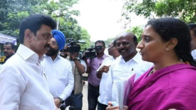 CM Stalin discusses water stagnation issues with Chennai residents