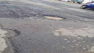 Repair 1,051 potholes found by cops: Bruhat Bengaluru Mahanagara Palike