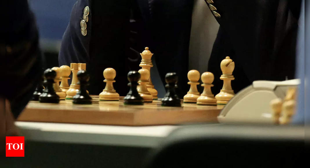 International Chess Federation to form panel to look into cheating allegations | Chess News – Times of India