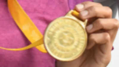 Class 10 boy from Kanpur bags gold